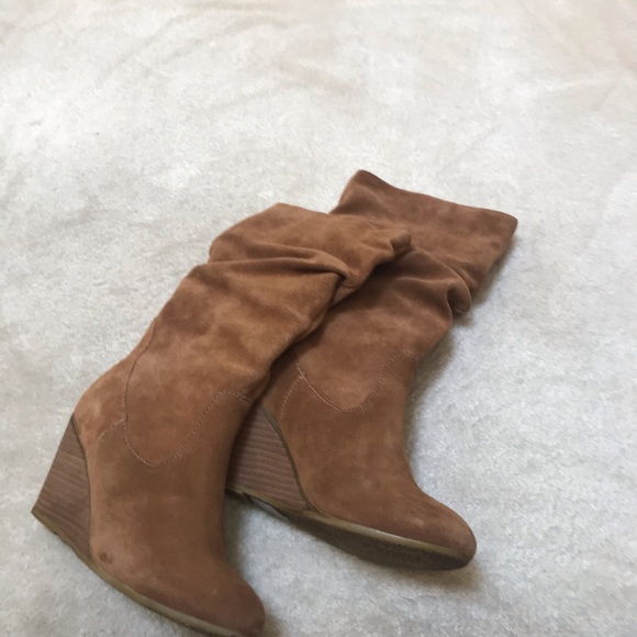 Women’s Suede Boots, Wedge Heels - Picture 2 of 3